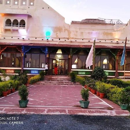 Mpt Sheesh Mahal, Orchha Hotel Ngoại thất bức ảnh