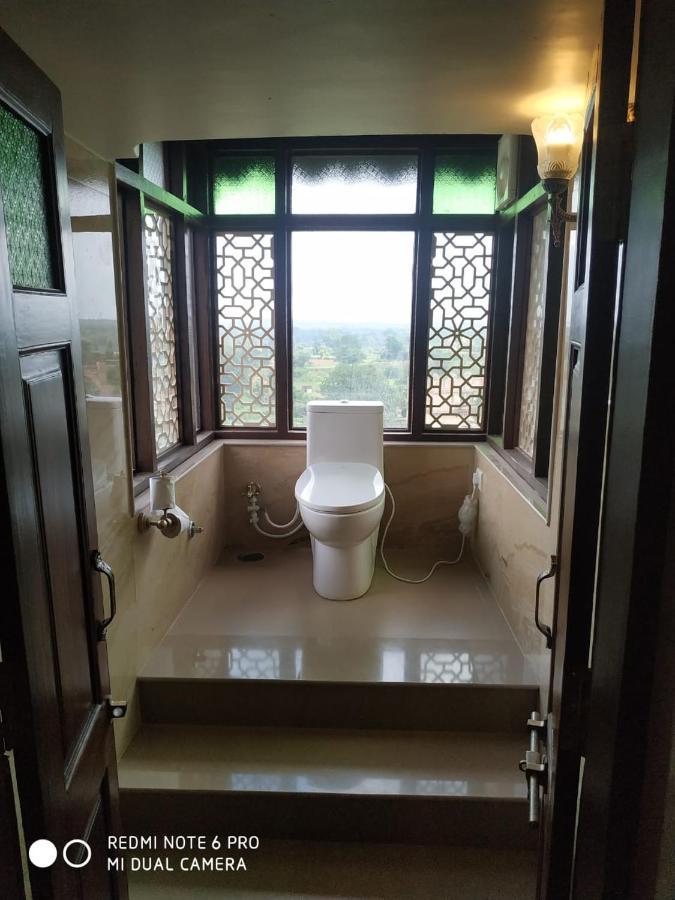 Mpt Sheesh Mahal, Orchha Hotel Ngoại thất bức ảnh