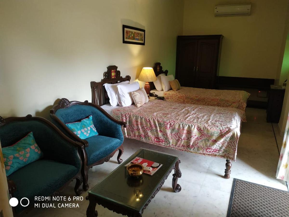Mpt Sheesh Mahal, Orchha Hotel Ngoại thất bức ảnh