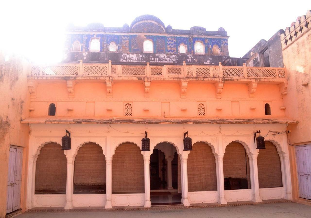 Mpt Sheesh Mahal, Orchha Hotel Ngoại thất bức ảnh